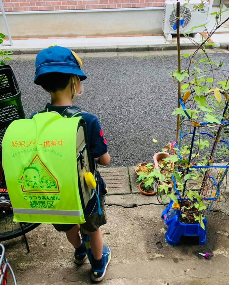 練馬 区 小学校 ランドセル